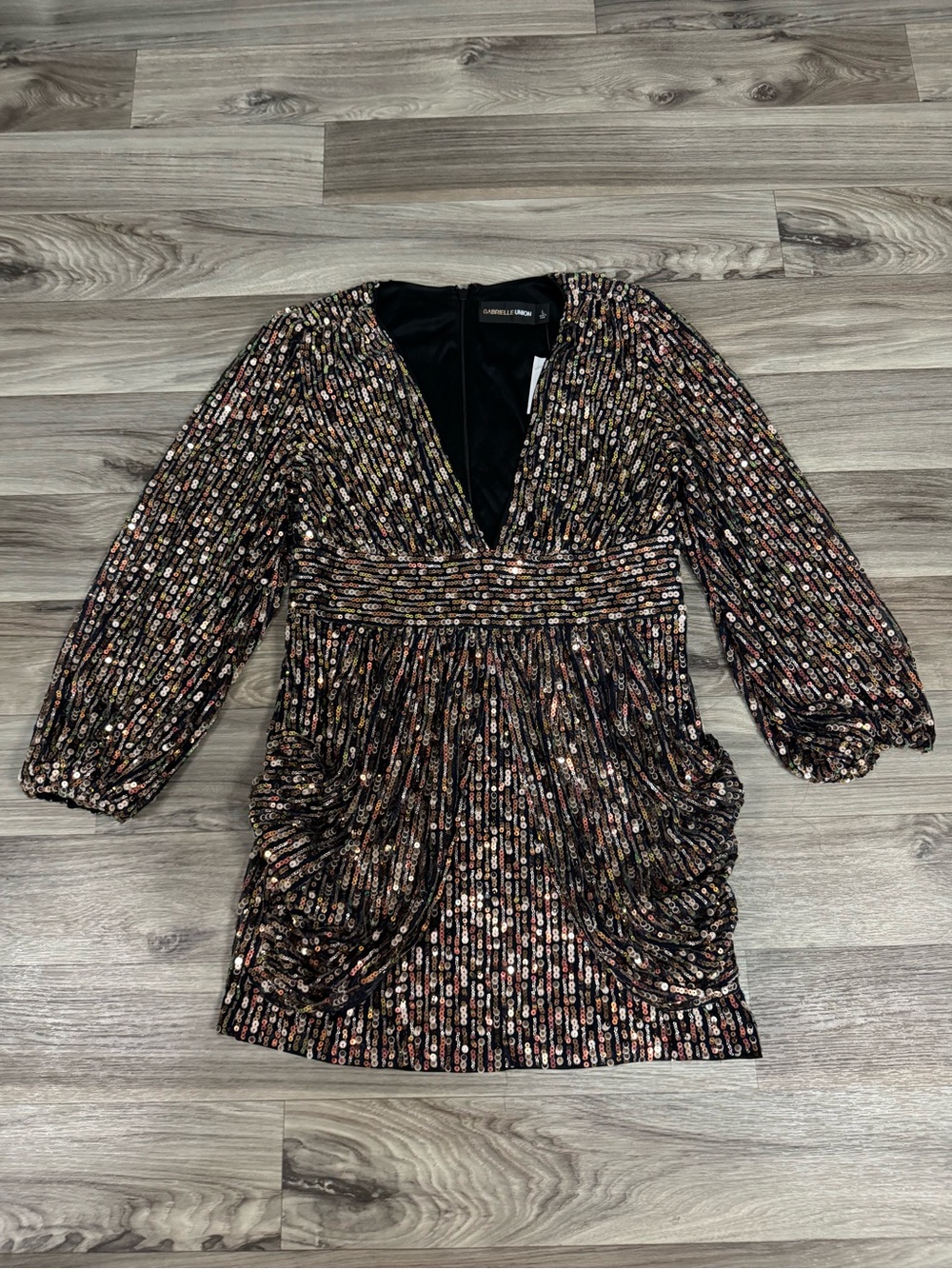 NWT Long Sleeve Sequined Cocktail Plunge Neck Mini Dress Size Large
